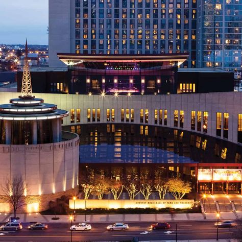 Country Music Hall Of Fame, Country Hits, Neuer Job, Grand Ole Opry, Hank Williams, Ray Charles, Us Country, Music Hall, Museum Exhibition