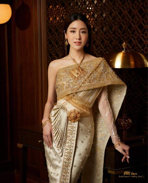 Wedding Dress Gold, Thai Wedding Dress, Thai Wedding, Thai Traditional Dress, Thai Dress, Silver Collection, Dress Gold, Wedding Mood, Wedding Dress Inspiration