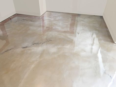 Hair Salon - Platinum Metallic Epoxy Floor - Epoxy Garage Floor Coating, Epoxy Floor Designs, Home Ideas Kitchen, Metallic Epoxy Floor, Garage Floor Coatings, Epoxy Floors, Garage Floor Epoxy, Salon Suites Decor, Basement Floor