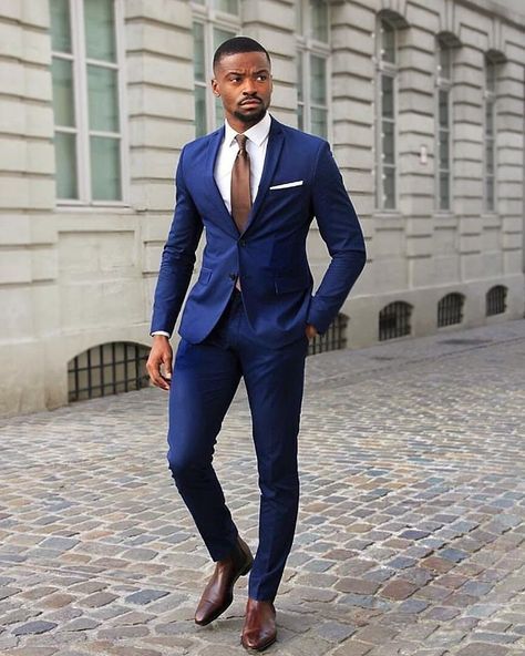 Blue Suit Outfit, Navy Blue Suit Men, Black Men Suits, Terno Slim Fit, Dark Blue Suit, Suits Groom, Suit Combinations, Stylish Mens Suits, Blue Suit Men