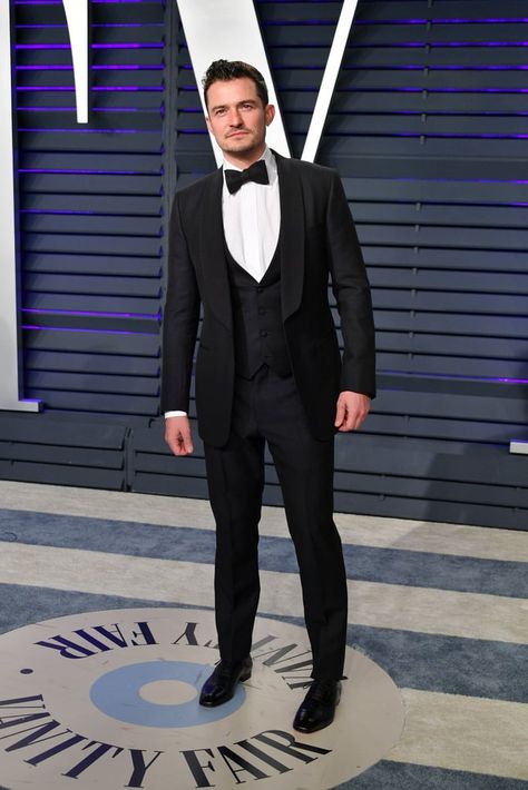 Orlando Bloom Funny, Orlando Bloom Young, Diesel Looks, Orlando Bloom Legolas, Mahershala Ali, Rami Malek, Iconic Dresses, Orlando Bloom, How To Look Handsome