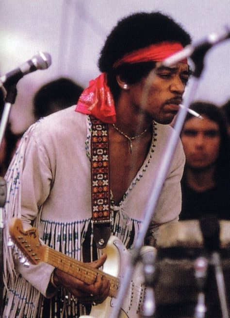 Jimi Hendrix Woodstock, Jimi Hendrix Live, Mundo Hippie, Electric Ladyland, Jimmy Hendrix, Woodstock 1969, Jimi Hendrix Experience, Woodstock Festival, Band Of Outsiders