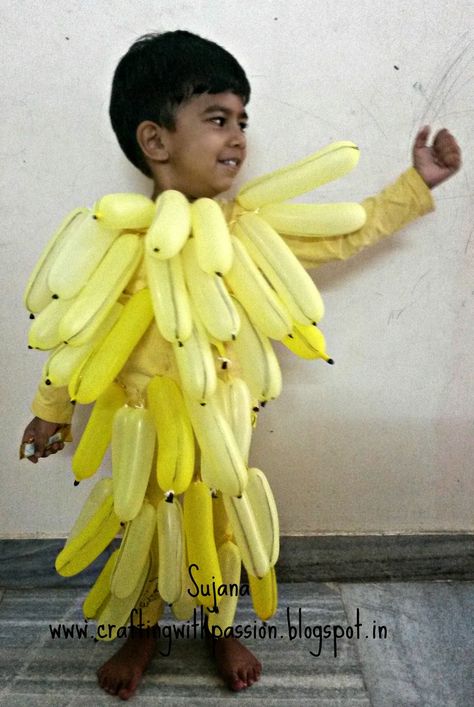 Fruits Fancy Dress For Kids, Banana Costume Diy, Diy Banana Costume, Banana Craft, Banana Fancy Dress, Diy Fruit Costume, Fruit Fancy Dress, Banana Halloween Costume, Grapes Costume