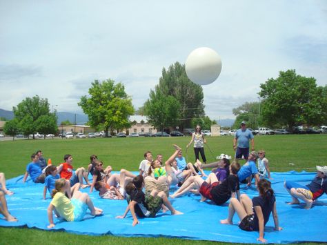 Crab Soccer - under the sea healthy lifestyles Team Games For Kids, Outdoor Games To Play, Water Balloon Games, Backyard Games Kids, Outdoor Water Games, Outdoor Games Adults, Field Day Games, Summer Outdoor Games, Outdoor Party Games