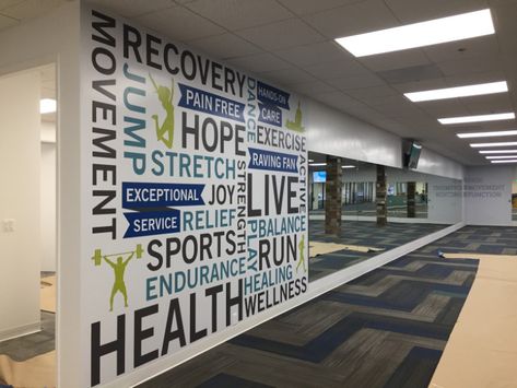 Physiotherapy Clinic Wall Art, Outpatient Physical Therapy Clinic Design, Physical Therapy Wall Art, Physical Therapy Clinic Design Ideas, Physiotherapy Clinic Interior Design, Physical Therapy Clinic Design, Physiotherapy Aesthetic, Physical Therapy Office, Sports Mural