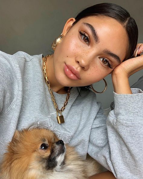 AMANDA KHAMKAEW on Instagram: “mommy & milo” Tattooed Freckles, Amanda Khamkaew, Makeup Tutorial For Beginners, Glamour Makeup, Skater Girls, Clean Makeup, Glam Makeup, Everyday Makeup, All Things Beauty