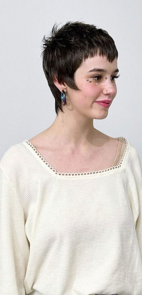 shag haircut women, shag haircut with bangs, shag haircut short, medium shag haircut, shag haircut long, 70s shag haircut, shag haircut straight hair, modern shag haircut, layered shag haircut, shag haircut without bangs, shag haircut for fine hair Haircut Nonbinary, Shag Haircut Straight, Bangs Shag Haircut, Shag Haircut For Fine Hair, Shag Haircut Straight Hair, Shag Haircut Women, Shag Haircut Without Bangs, Bangs Shag, Haircut Shag