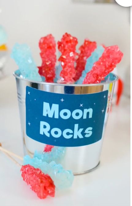 Two The Moon Birthday Decor, Space Themed Meals, First Birthday Outer Space Theme, Space Themed Birthday Food, Rocketship Birthday Party, Two The Moon Birthday Party Decorations, Space Theme Treats, Two The Moon And Back Birthday Party, Space Themed Foods