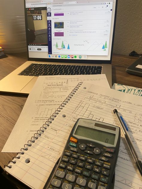 #studying #aesthetic #motivation #math #calculator #4.0 Math Class Aesthetic, Studying Aesthetic Motivation, Calculus Aesthetic, Studying Motivation Aesthetic, Calculator Aesthetic, Aesthetic Calculator, Medical Math, Romanticise School, 11 Aesthetic