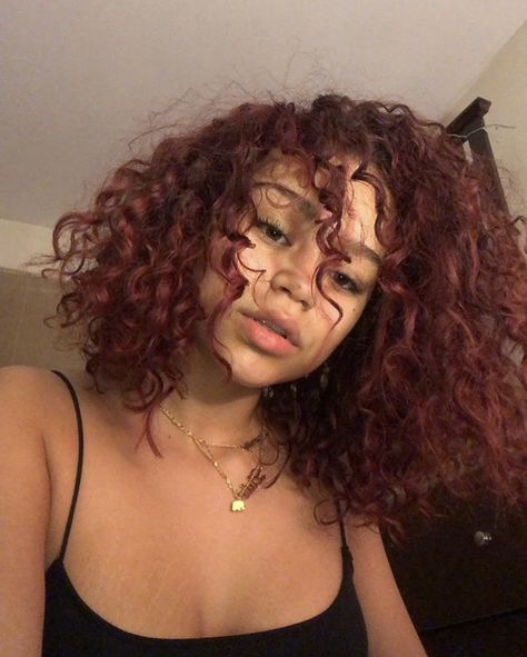 @irdcc 🦋 Hair Dyed Curly Hair, Light Skin Hair Color, Curly Hair Dyed, Curly Hair Red, Cherry Red Hair, Dyed Curly Hair, Hair Dyed, Wine Hair, Red Hair Inspo