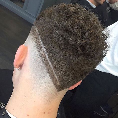 9 Exceptional V Shaped Haircuts for Long and Short Hair | Styles At Liffe V Shaped Haircut, Mens Hairstyles Fade, Skin Fade, Mens Fade, Mens Haircuts Fade, Corte De Cabelo Masculino, Curly Hair Men, Boys Haircuts, Fade Haircut