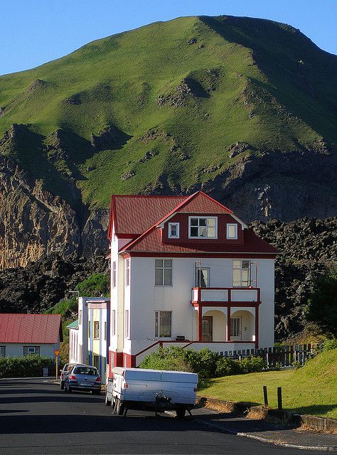 Beautiful House in Westman Islands by thorrisig, via Flickr Westman Islands Iceland, Westman Islands, Places In Iceland, Nordic Lifestyle, Volcanic Eruption, Trip To Iceland, The Blue Lagoon, Scenery Background, Midnight Sun