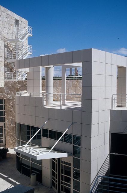 Getty Center - Los Angeles - Richard Meier | Flickr - Photo Sharing! Getty Center Los Angeles, Thomas Phifer, Richard Meier Architecture, Master Design, Richard Meier, Arch House, Getty Center, Zaha Hadid Architects, Marcel Breuer