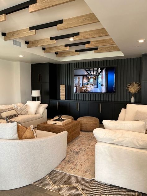 Movie Lounge Room, Black And Cream Basement, Family Loft Ideas Upstairs Cozy, Basement Inspo Cozy, Dark Colored Basement, Modern Farmhouse Movie Room, Slat Wall Basement, Home Rec Room, Basement Inspo Aesthetic