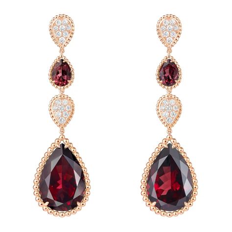 Serpent boheme pendant earrings xs and l motifs rhodolite garnet | Jewelry | Boucheron Worldwide Boucheron Earrings, Rhodolite Garnet Jewelry, Airport Fit, Pendant Earrings Set, Airport Fits, The Serpent, Garnet Jewelry, Airport Fashion, Rhodolite Garnet