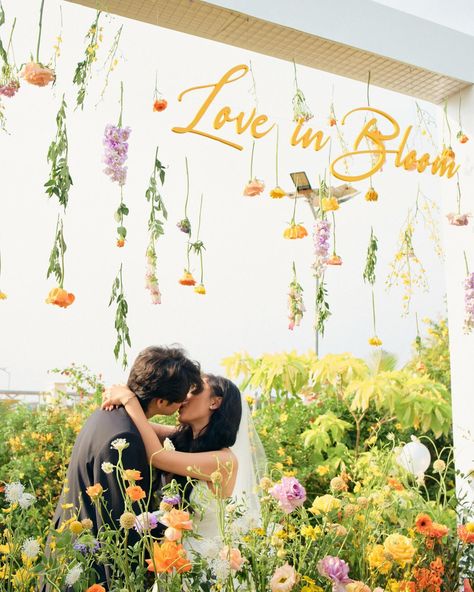 LOVE IN BLOOM A sunny and floral wedding party in a small garden... There is a love that is blooming between Vy and Hoang. We no longer notice the 39-degree heat of Saigon, but only see the happiness that is blossoming. Starring: Mr.Hoang & @soriinah ￼￼ Producer: @bela.studiovn Director: @_nguyenthanhvu_ AD: @ly_van_anh Photography: @vanduong.folio @_builinhduonggg @_danh.nguyrn Cinematography: @trphuoctai @duyanhtran04 @l.k.tin_ Editor: iat.hna Planner: @riic.planner Decoration: @wynnweddi... Floral Wedding Party, Wedding Minimal, Marriage Inspiration, Photo Booth Backdrop Wedding, Love In Bloom, Wedding Photo Booth, Minimal Wedding, Photo Booth Backdrop, Small Wedding