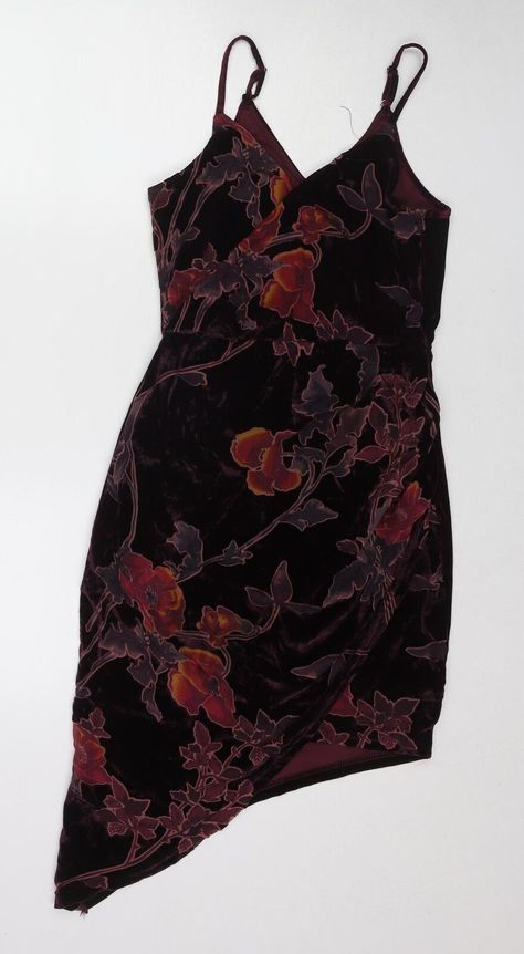 View Our Clearance Items Womens Mens Girls Boys Baby PARISIAN SIGNATURE Womens Purple Floral Polyacrylate Fibre Shift Size 8 V-Neck Pullover £8.25 Item Details Brand: PARISIAN SIGNATURE Material: Polyacrylate Fibre Colour: Purple Sleeve Length: Sleeveless Size: 8 Department: Women Style: Shift Size Type: Regular Neckline: V-Neck Pattern: Floral Closure: Pullover Dress Length: Asymmetric Condition: Excellent Condition Other Materials: Nylon, Elastane Pit To Pit: 16 in Collar To Hem: 40 in About Postage Payment Returns Dress Up Wardrobe, Couture Designers, Colour Purple, Fashion Costume, Dope Outfits, Boys Baby, Pattern Floral, Red Fashion, Purple Floral