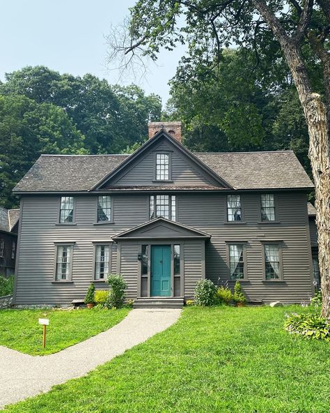 Louisa May Alcott’s Orchard House on a summer day in July. It was my birthday, to be exact—July 17. Little Women Costumes, Castle In The Air, Fall Pinterest, Orchard House, New England Fall, Happy October, Historical Fiction Books, Stay With Me, Louisa May Alcott