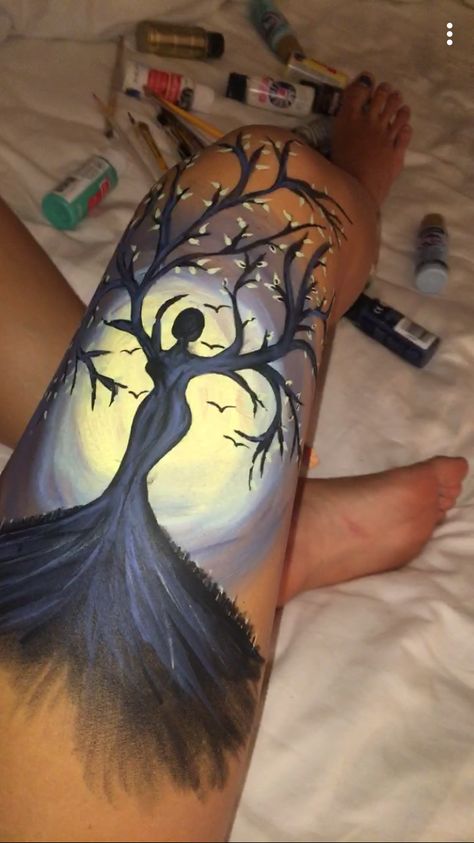 Art Women Body, Body Painting Art, Leg Painting, Leg Art, Tattoo Prices, Belly Painting, Back Painting, Women Body, Art Women