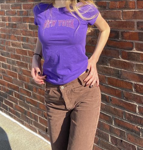 Purple Tee Outfit, Corderoy Pants, Brandy Melville Clothes, Purple Baby Tee, Material Gworl, Nyc Nails, Purple Tee, Baby Tees Y2k, Purple Baby