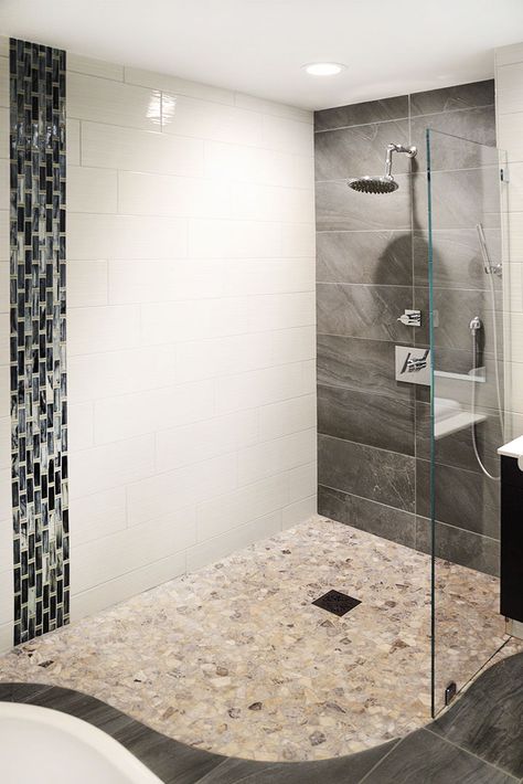 A European mainstay in bath design for decades, curbless entry walk-in showers are now increasingly popular on this side of the Atlantic. Curbless Shower Ideas, Showers Without Doors, Accessible Bathroom Design, Ada Bathroom, Doorless Shower, Walk In Showers, Walk In Shower Designs, Accessible Bathroom, Bathroom Remodel Shower