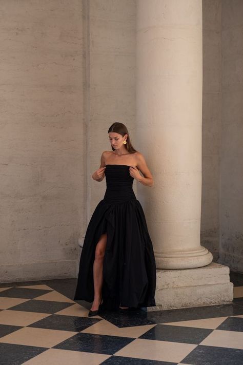 Chic Black-Tie Wedding Guest Dresses#shopnow #weddingguest #formalwear #ootd Black Tie Wedding Guest Attire, Black Tie Bridesmaids, Wedding Guest Dress Ideas, Wedding Guest Dress Trends, Black Tie Event Dresses, Black Wedding Guest Dresses, Black Tie Wedding Guest Dress, Black Formal Gown, Wedding Guest Gowns