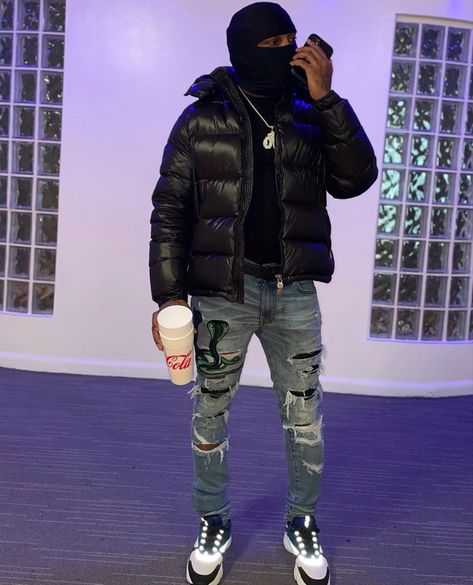 New York Drip Outfit Men, Amiri Outfit Men, Amiri Jeans Outfit, Winter Drip Outfits Men, Drip Fits For Men, Black Men Outfits Swag, Drill Outfit Men, Hood Outfits Men, Men Outfits Swag