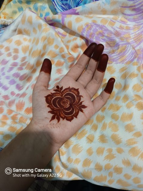 Rose Mehndi Designs, Mehndi Designs For Kids, Modern Mehndi Designs, Simple Mehndi Designs Fingers, Full Mehndi Designs, Stylish Mehndi Designs, Latest Bridal Mehndi Designs, Mehndi Designs Front Hand, Full Hand Mehndi Designs