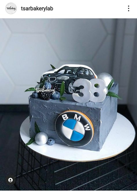 Bmw Cake, Basement Decor, Bmw Cars, Glam Dresses, Cake Designs, Candy Bar, Birthday Cake, Bmw, Candy