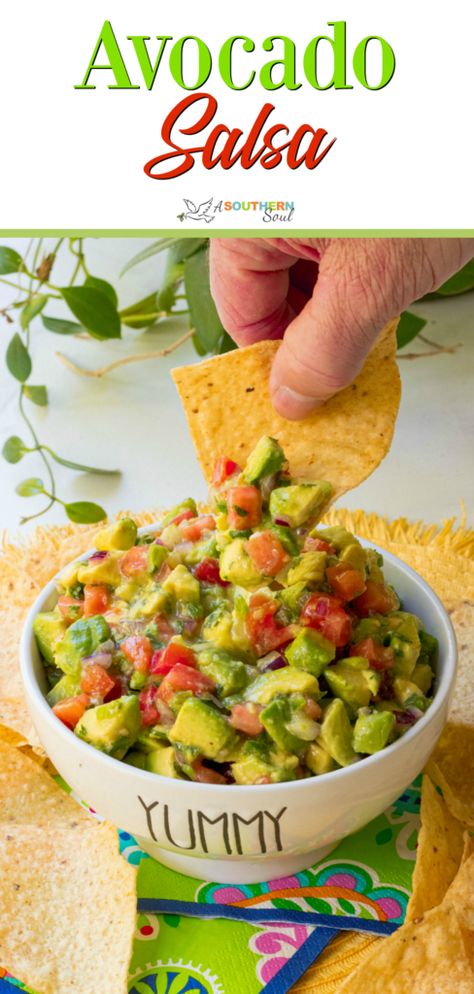 Whole30 Recipes Lunch, Southern Recipes Desserts, Mexican Salsa Recipes, A Southern Soul, Avocado Salsa Recipe, Guacamole Salsa, Homemade Salsa Recipe, Avocado Salad Recipes, Avocado Salsa