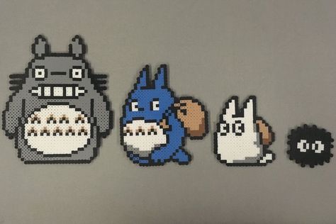 My Neighbor Totoro Pixel Art, Pixel Art Ghibli, My Neighbor Totoro Perler Beads, Totoro Pixel Grid, Perler Bead Studio Ghibli, Perler Beads Totoro, Studio Ghibli Fuse Beads, Studio Ghibli Perler Beads, Totoro Beads Pattern