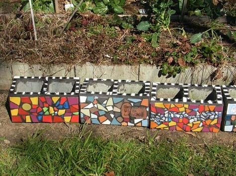 Strawberry Bed, Cinder Blocks Diy, Mosaic Planters, Cinder Blocks, Mosaic Garden Art, Mosaic Tile Art, Mosaic Ideas, Cinder Block, Outdoor Learning