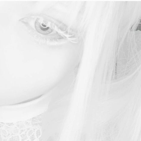 Dark Angelcore Aesthetic, Albino Eyes, Moodboard White, Soft Cottagecore, Angelcore Aesthetic, Tumblr Grunge, White Goth, White Icons, Ballerina Doll