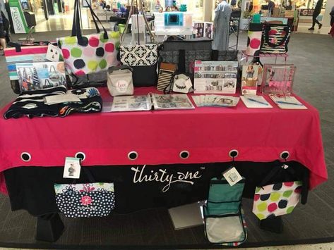 Thirty One Vendor Booth Ideas Display, Booth Ideas Display, Vendor Booth Ideas, Garmet Bag, Vendor Booth Display, Thirty One Consultant, Vendor Booth, Vendor Events, Bag Display