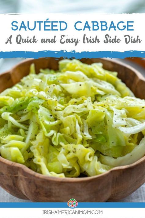 Cooked cabbage in a wooden bowl Pan Fried Cabbage, Cooked Cabbage Recipes, Crispy Cabbage, Sautéed Cabbage, Fried Cabbage Recipes, Cabbage Side Dish, Recipe Cabbage, Buttered Cabbage, Sauteed Cabbage