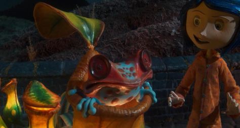 Coraline button frog Henry Selick, Laika Studios, Coraline Art, Coraline Movie, Coraline Aesthetic, Tim Burton Characters, Garden Frogs, 15 Year Anniversary, Coraline Jones