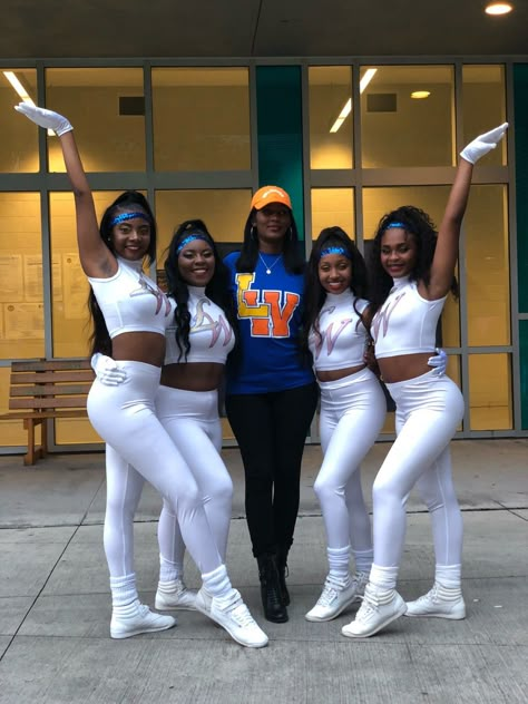 Majorette Practice Outfit, Hbcu Dance Uniforms, Majorette Dance Uniforms, Majorette Dance, Cheerleading Videos, Male Cheerleaders, Dancing Dolls Bring It, Majorette Uniforms, Cheer Costumes