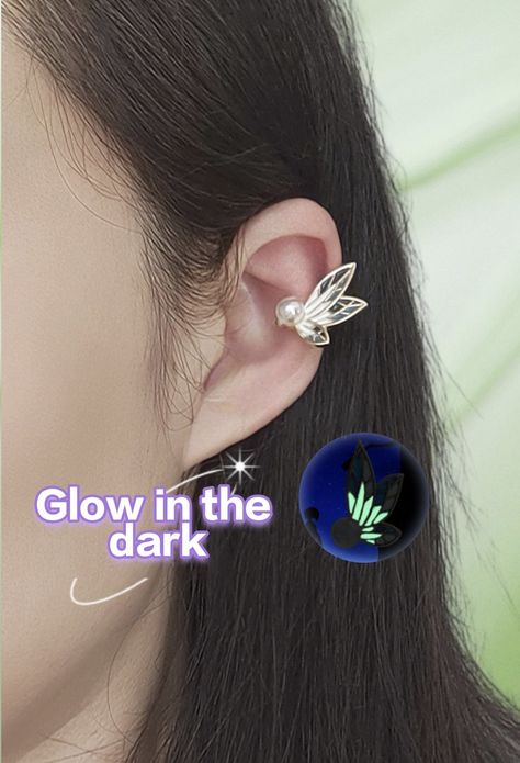 Legend of Zelda Navi  glow in the dark  ear cuff  fairy ear cuff golden fairy wing ear cuff ,Zelda fan gift ,Zelda earrings Legend Of Zelda Navi, Zelda Earrings, Zelda Navi, Wing Ear Cuff, Golden Fairy, Fairy Earrings, Fairy Ears, Fairy Wings, Legend Of Zelda