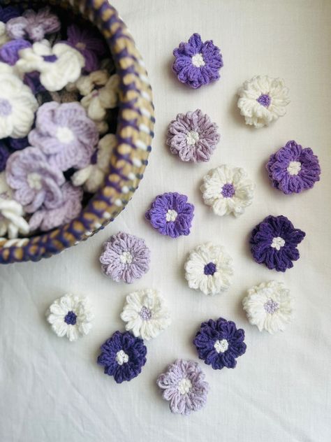 Crochet Flower Little and Big Set Of 20, Purple White Crochet Flower Applique, Decorative Patch Flowers, Crochet Flowers for scrapbooks Crochet Flower Applique, Crochet Thread Patterns, Flowers Crochet, Doll Hat, Flower Accessories, Flower Applique, Tiny Flowers, Crochet Flower, Party Favor Bags