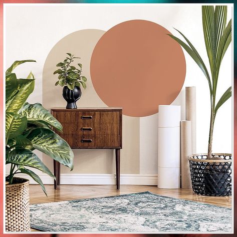 Looking to revamp your apartment walls? Get inspired with these 5 genius painting ideas! From bold geometric patterns to soothing ombre gradients, transform your space with a fresh coat of paint. Discover how to add personality and style to your apartment walls with these creative techniques. Say goodbye to boring walls and hello to a stunning new look! Arch And Circle Wall Paint, Painted Target Wall, Paint Wall Behind Tv, Painted Wall Shapes, Wall Circle Decor, Wall Decal Office, Circle Wall Painting Ideas, Painted Wall Arches Decor Ideas, Interesting Wall Paint Ideas