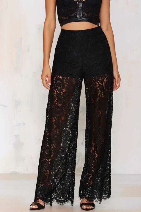 Black Lace Pants Outfit, Lace Pants Outfit, Black Lace Pants, Pants Outfit Ideas, Lace Pants, Lace Jumpsuit, Boho Pants, Emily Ratajkowski, Fashion Attire