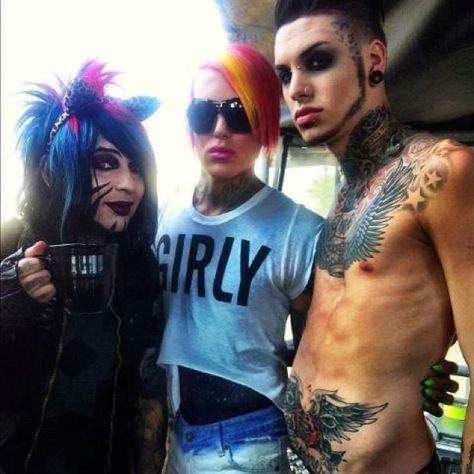 Dahvie Vanity, Jeffree Star, And Jayy Von Monroe. THREE SEXYEST MEN EVER! Jeffree Star Myspace, Dahvie Vanity, Jayy Von, Emo Couples, Blood On The Dance Floor, Ayesha Erotica, J Star, 2000s Emo, Human Evolution