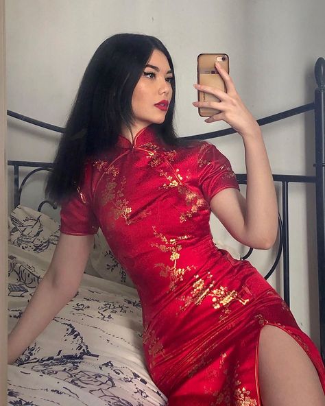 Red Chinese Dress, Chinese Style Dress, Traditional Chinese Dress, Qipao Dress, China Dress, Cheongsam Dress, Karate Kid, Asian Outfits, Chinese Dress