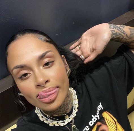 Black 90s Movies Aesthetic, Kehlani Tattoo, Kehlani Instagram, Kehlani Parrish, Half Sleeve Tattoos For Guys, Kehlani, November 8, Girl Swag, Doja Cat