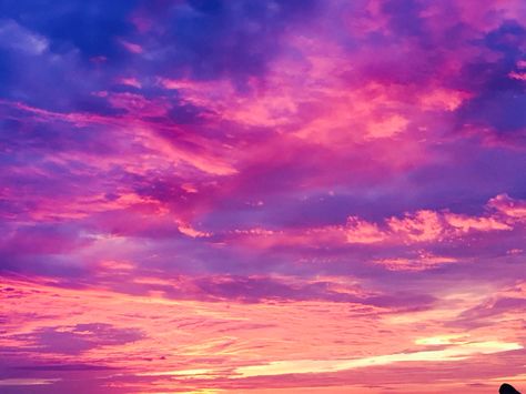 Magenta Sunset, Pink Sky, Sunset Views, Cute Art Styles, Facebook Cover, Cute Art, Purple, Art