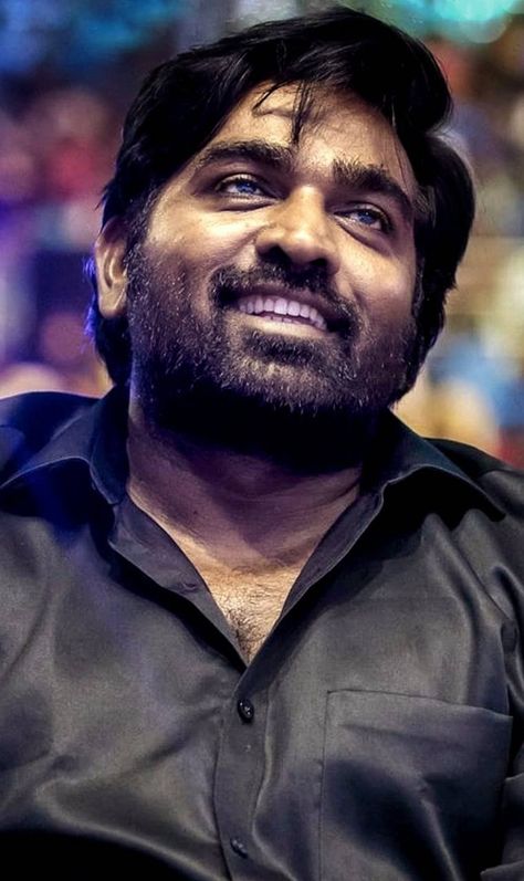 Vijay Sethupathi Hd Wallpapers, Master Vijay, Cave Wallpaper, Best Love Images, Actor Vijay, Vijay Sethupathi, Best Love Pics, New Images Hd, Smile Wallpaper