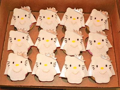 Hello Kitty Bachelorette Party, Hello Kitty Bridal Shower Theme, Hello Kitty Wedding Invitation, Hello Kitty Baby Shower Cake, Hello Kitty Wedding Cake Topper, Hello Kitty Wedding, Bridal Shower Bachelorette Party Ideas, Confetti Cupcakes, Bridal Shower Cupcakes