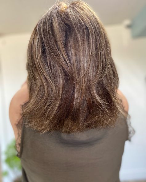 Full Head Highlights w/ Money Piece ✨ Stylist: @vs_beauty_bar - - - - - - #fresnosalon #fresno #fresnohair #fresnohairstylist #hairstylist #clovishair #hair #fresnobalayage #fresnocalifornia #maderahair #fresnostate #fresnoblonde #fresnostylist #clovis #clovishairstylist #fresnohairsalon #centralvalleyhair #clovissalon #balayage #stylist #downtownfresno #centralvalleyhairstylist #fresnocity #fresnohighlights #moneypiece #highlights Moneypiece Highlights, Fresno City, Full Head Highlights, Money Piece, Fresno California, Fresno State, Beauty Bar, Hair Salon, Balayage