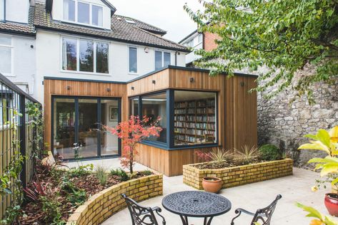 Stepped rear timber extension Small Extension Ideas Rear, Small Rear Extension Ideas, Small Extension Ideas, Rear Extension Ideas, Kitchen Diner Extension, Banquette Seating In Kitchen, Window Seat Design, Timber Kitchen, Down Lights