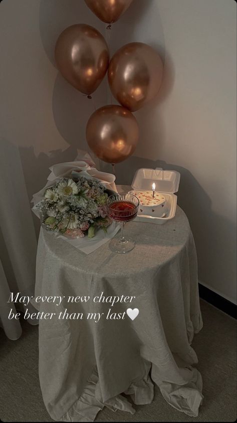 19 Birthday Gifts For Best Friend, Birthday Celebration Instagram Story, Birthday Decoration Simple Ideas, Bday Dress Aesthetic, Birthday Table Decorations Simple, Simple Birthday Set Up, Birthday Table Setting Ideas Simple, Bride To Be Decoration Ideas At Home, Minimalist Birthday Decor Simple